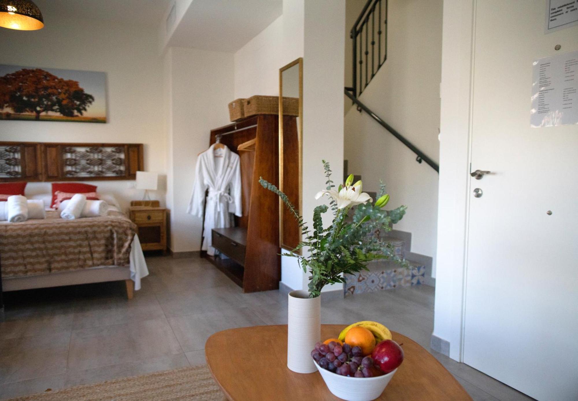 Apartamentos El Marques Málaga Eksteriør bilde