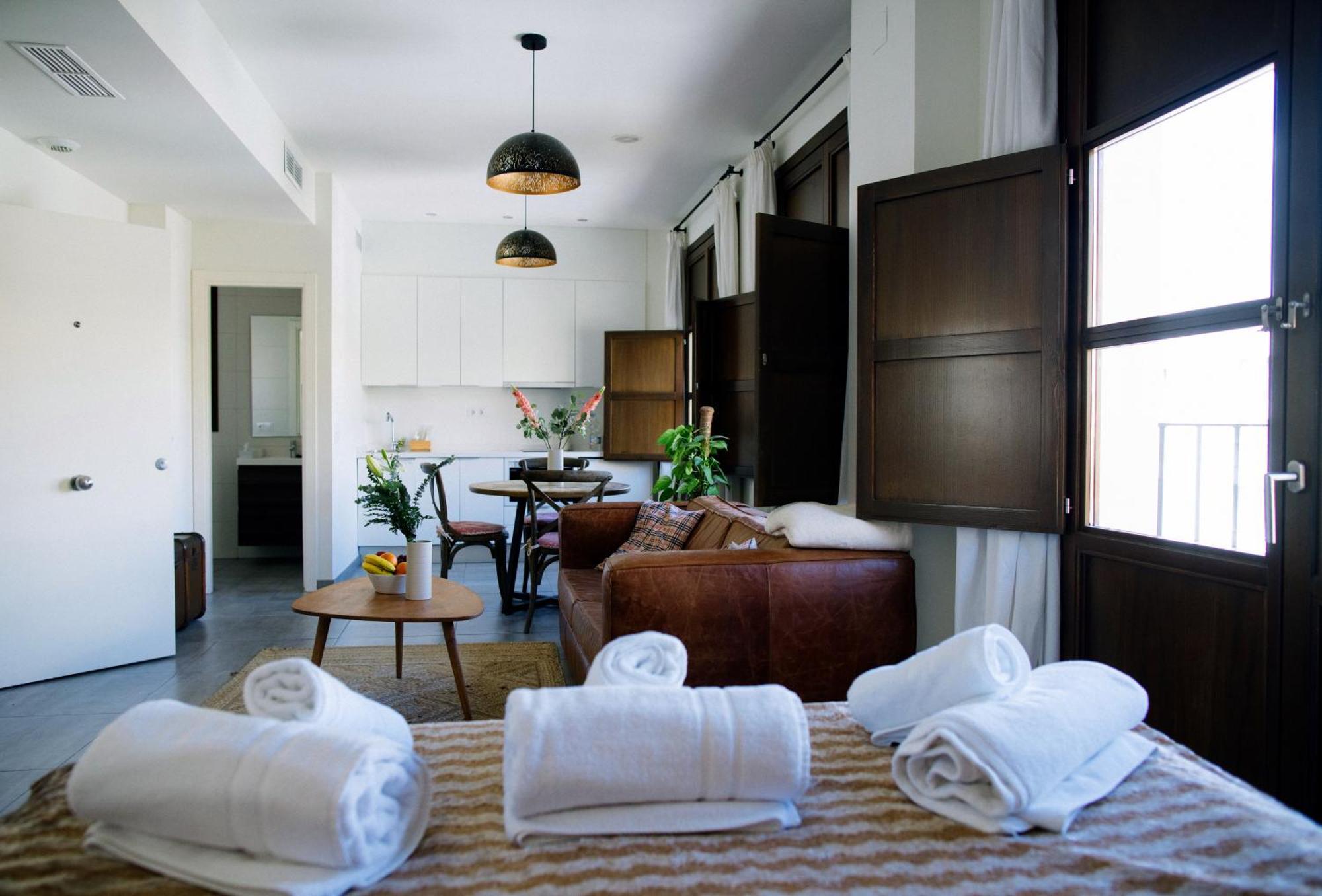 Apartamentos El Marques Málaga Eksteriør bilde
